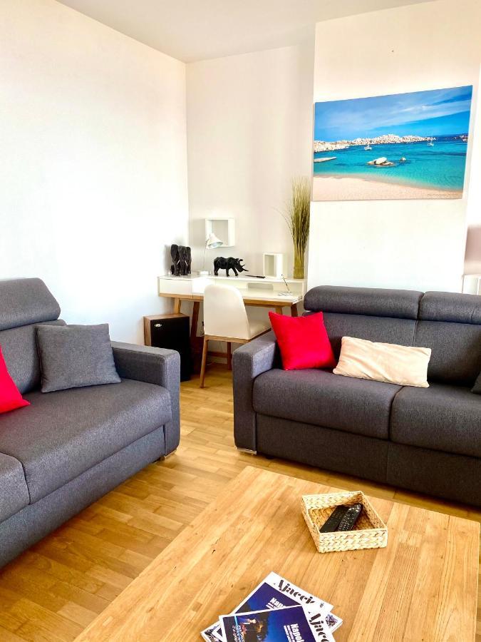 Apartment Grand T2 Standing Proche Centre Et Plages Vue Panoramique Parking Prive