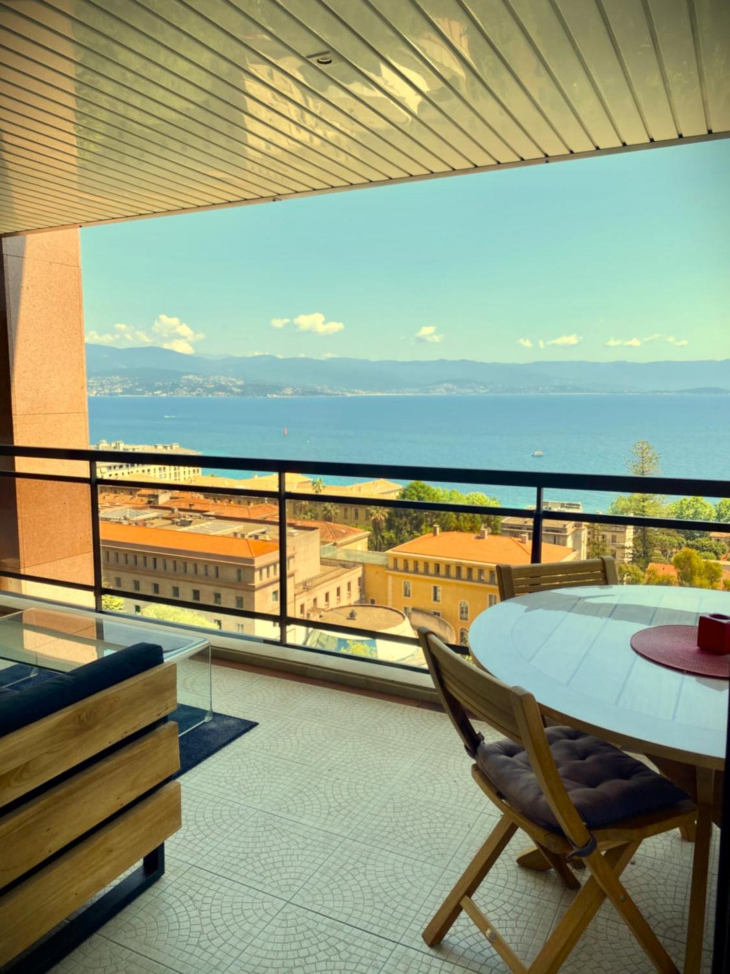 Apartment Grand T2 Standing Ajaccio Proche Centre Et Plages Vue Panoramique Parking Prive *